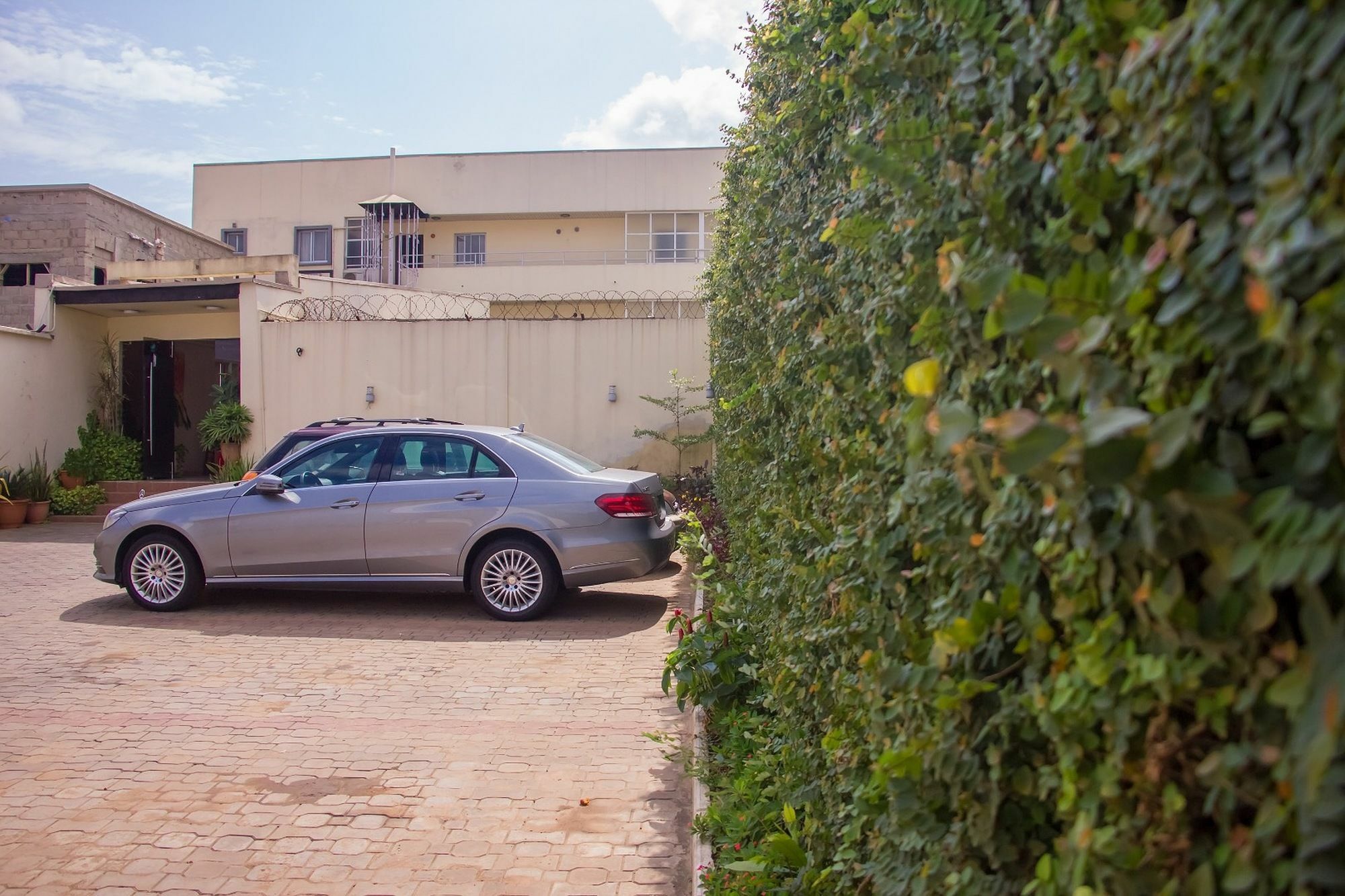 Cata Apartment Hotel And Spa Ikeja Exterior photo